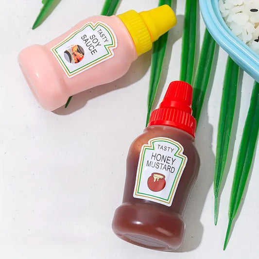 4pcs Mini Portable Sauce Bottles for Salad & Ketchup